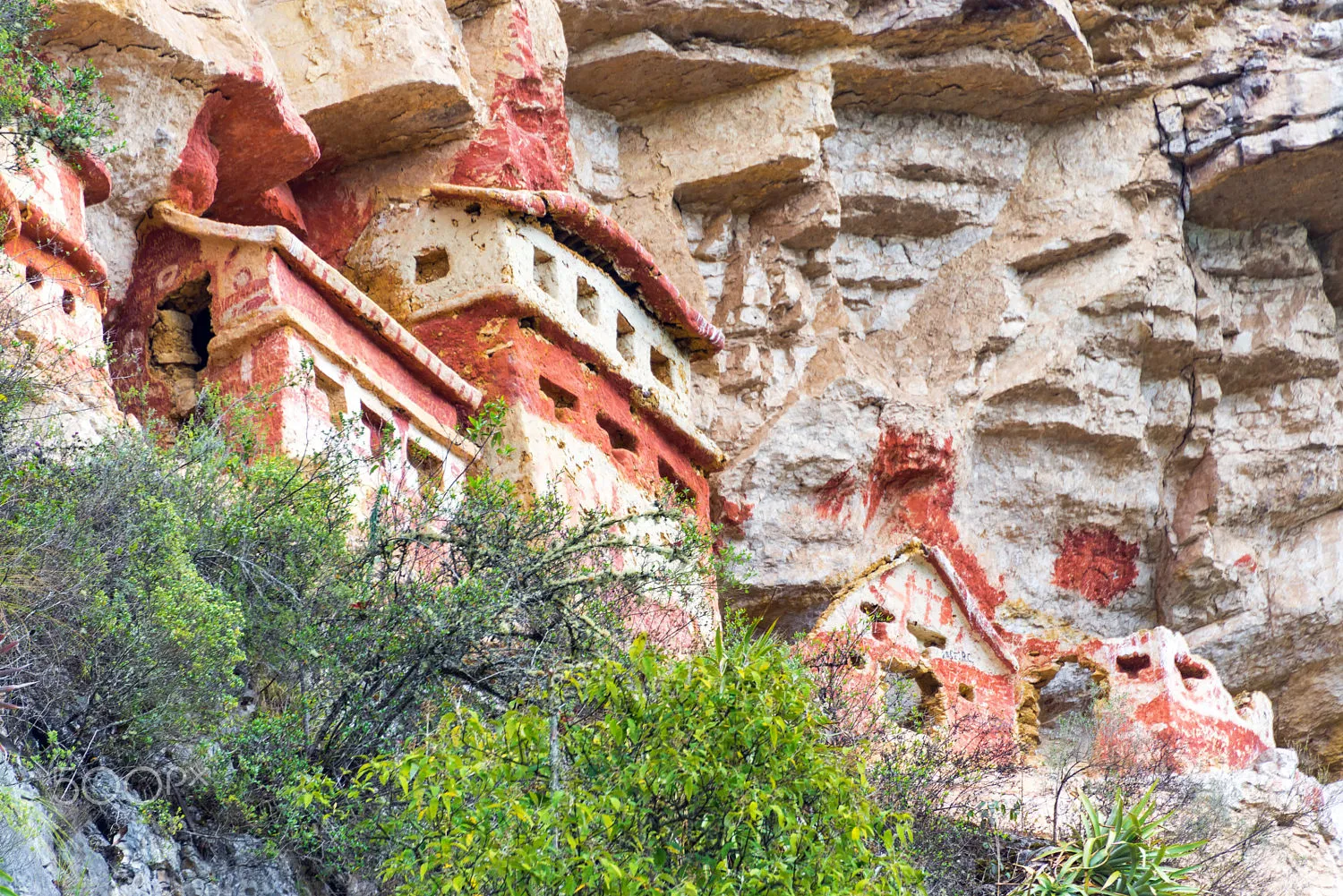 chachapoyas tumbas perú