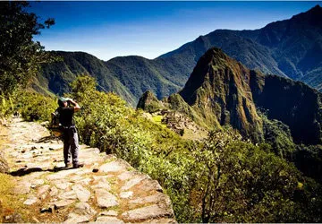 Birdwatching while hiking to Machu Picchu Ruins