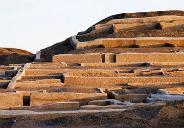 Chahuachi en Nazca-Perú
