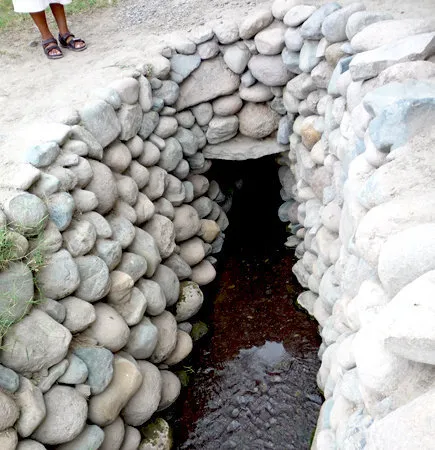 Cantayoc Aqueducts