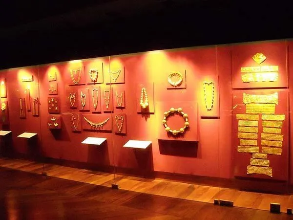 Gold Museum Tour