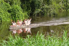 Paseo en bote por la selva Iquitos