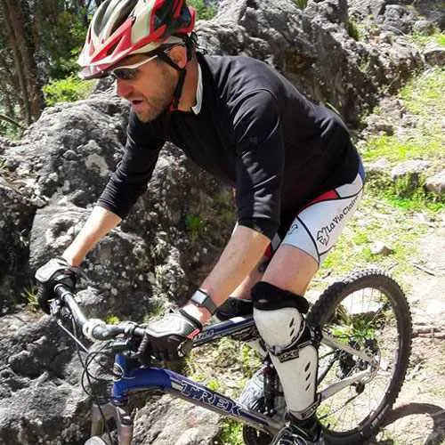 Downhill Biking along Sacsayhuaman, Tambomachay and other ru